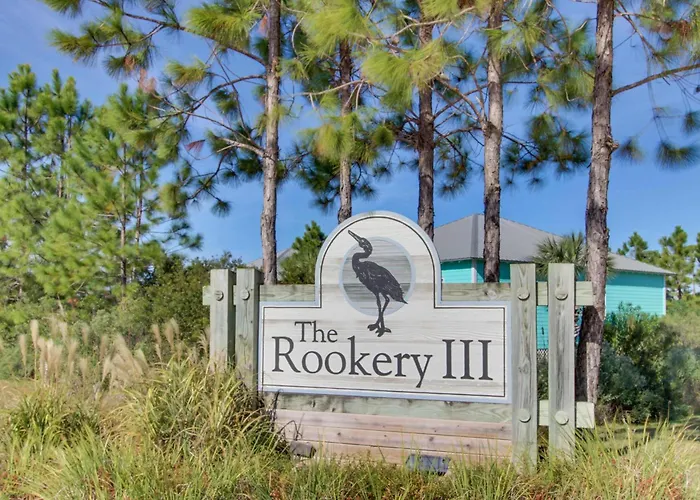 Holiday home Cozy Getaway With Pool Access Charming Interior & Screened Porch Gulf Shores